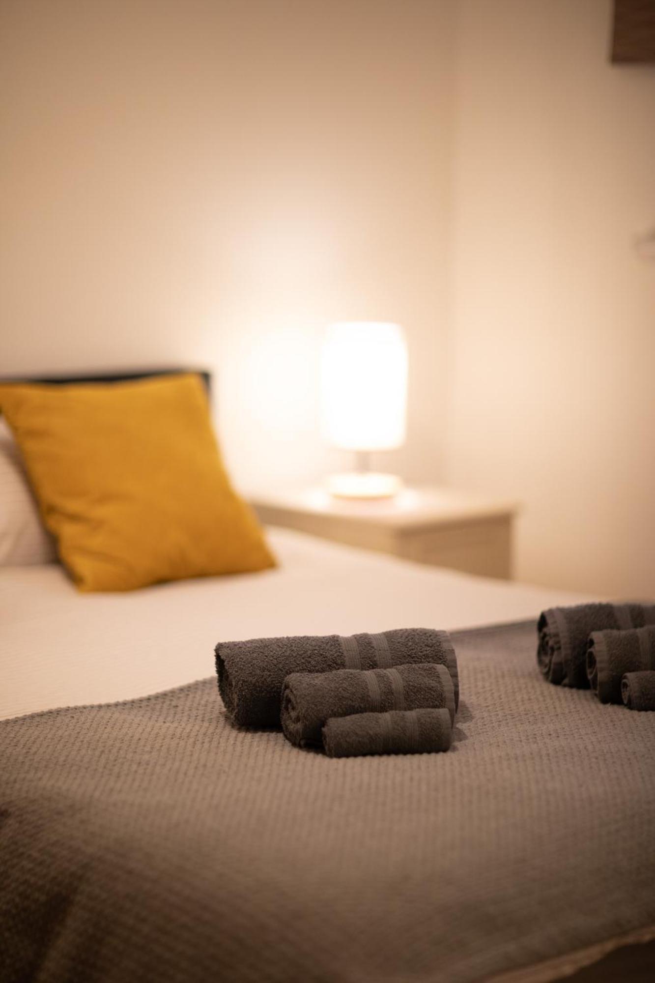 Bright And Spacious One Bedroom Apparment, Free Parking London Kültér fotó
