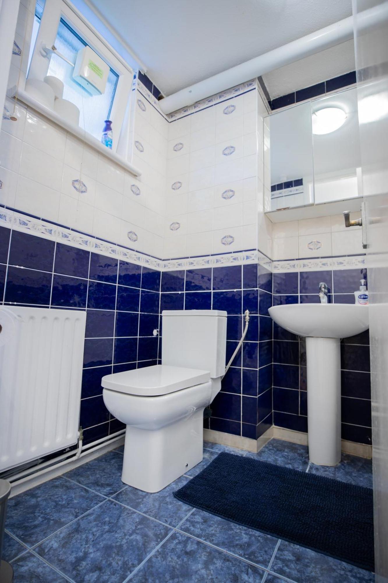 Bright And Spacious One Bedroom Apparment, Free Parking London Kültér fotó