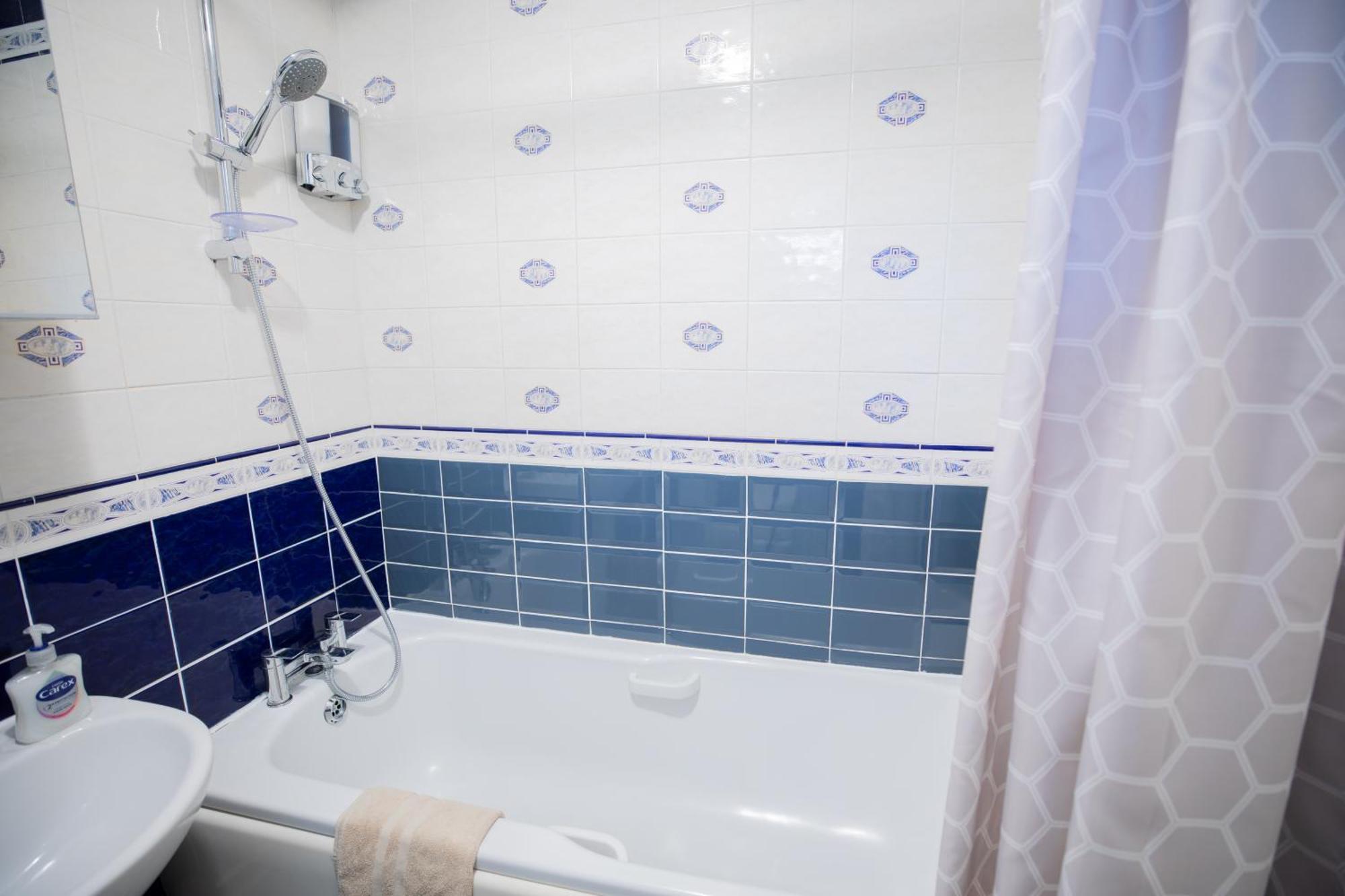 Bright And Spacious One Bedroom Apparment, Free Parking London Kültér fotó