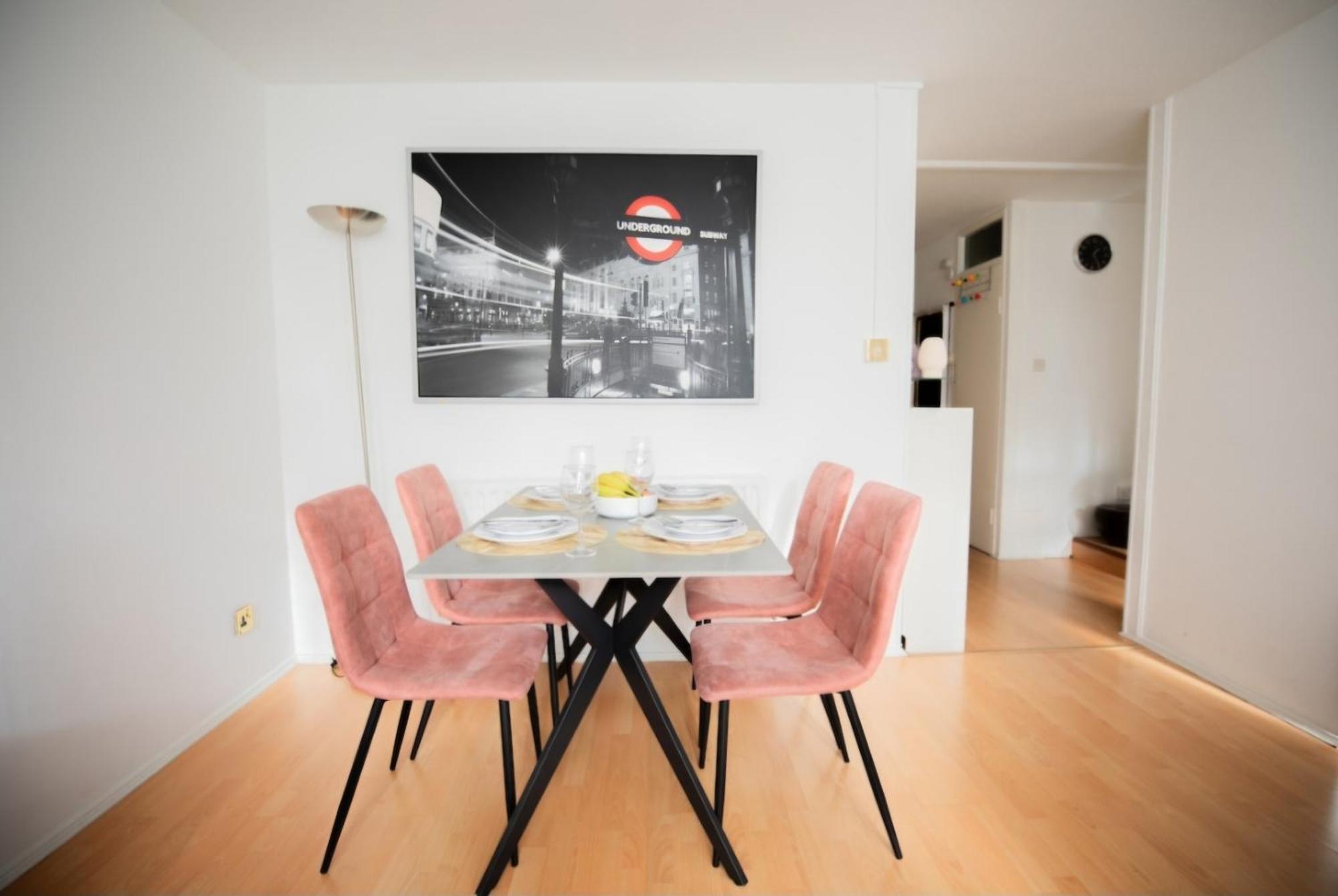 Bright And Spacious One Bedroom Apparment, Free Parking London Kültér fotó